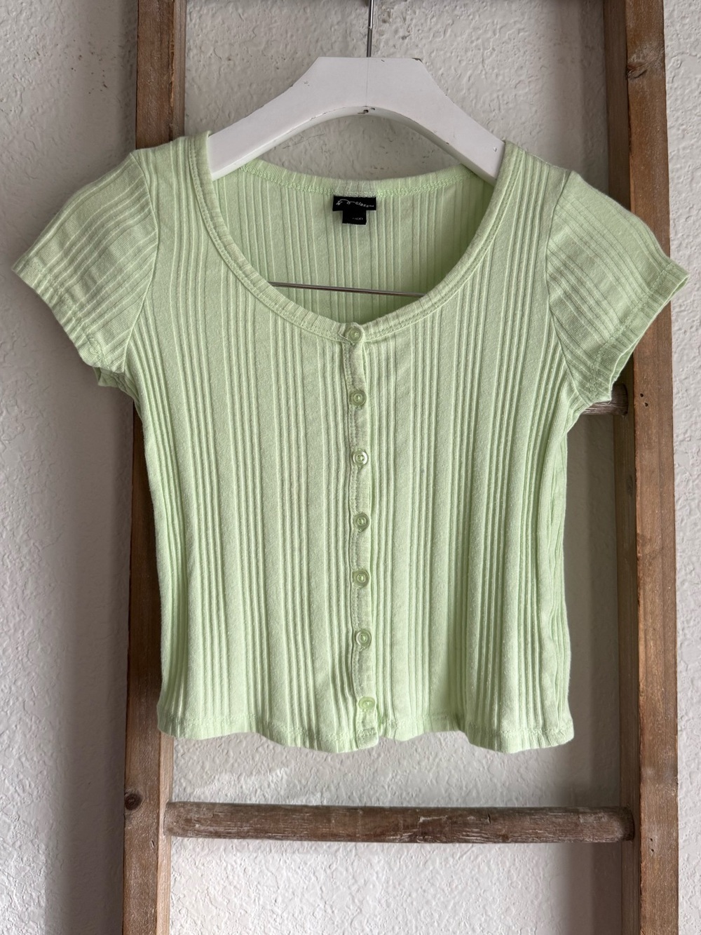 Art Class Highlighter Green Button Front Henley Top sz: 6/6X